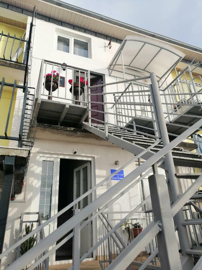 Apartmani Rustik トルペチャ エクステリア 写真