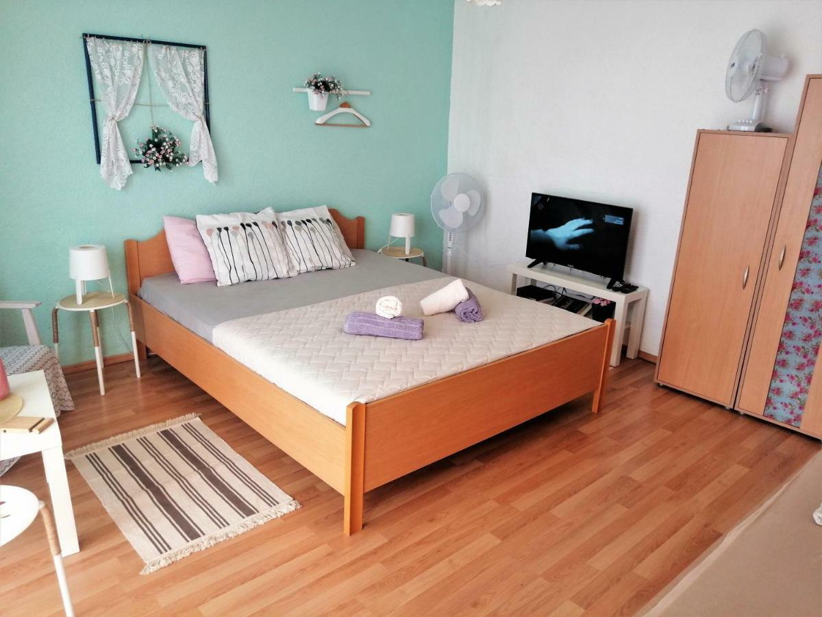 Apartmani Rustik トルペチャ エクステリア 写真